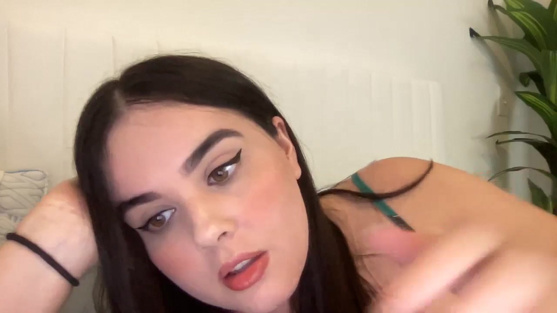 Gallery image thumbnail from Giaislovely's myfreecams stream on, 01/15/2024, 09:22 image 3 of 20