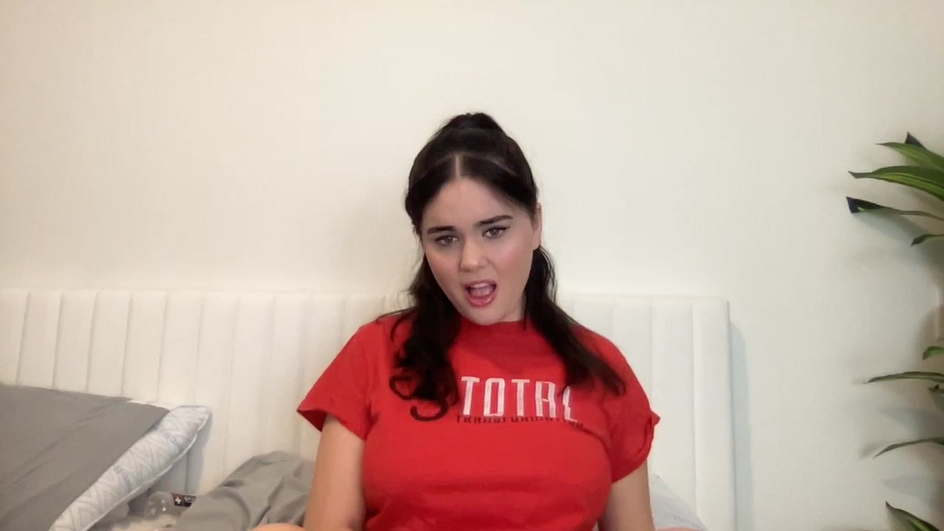 Gallery image thumbnail from Giaislovely's myfreecams stream on, 01/16/2024, 01:52 image 8 of 20