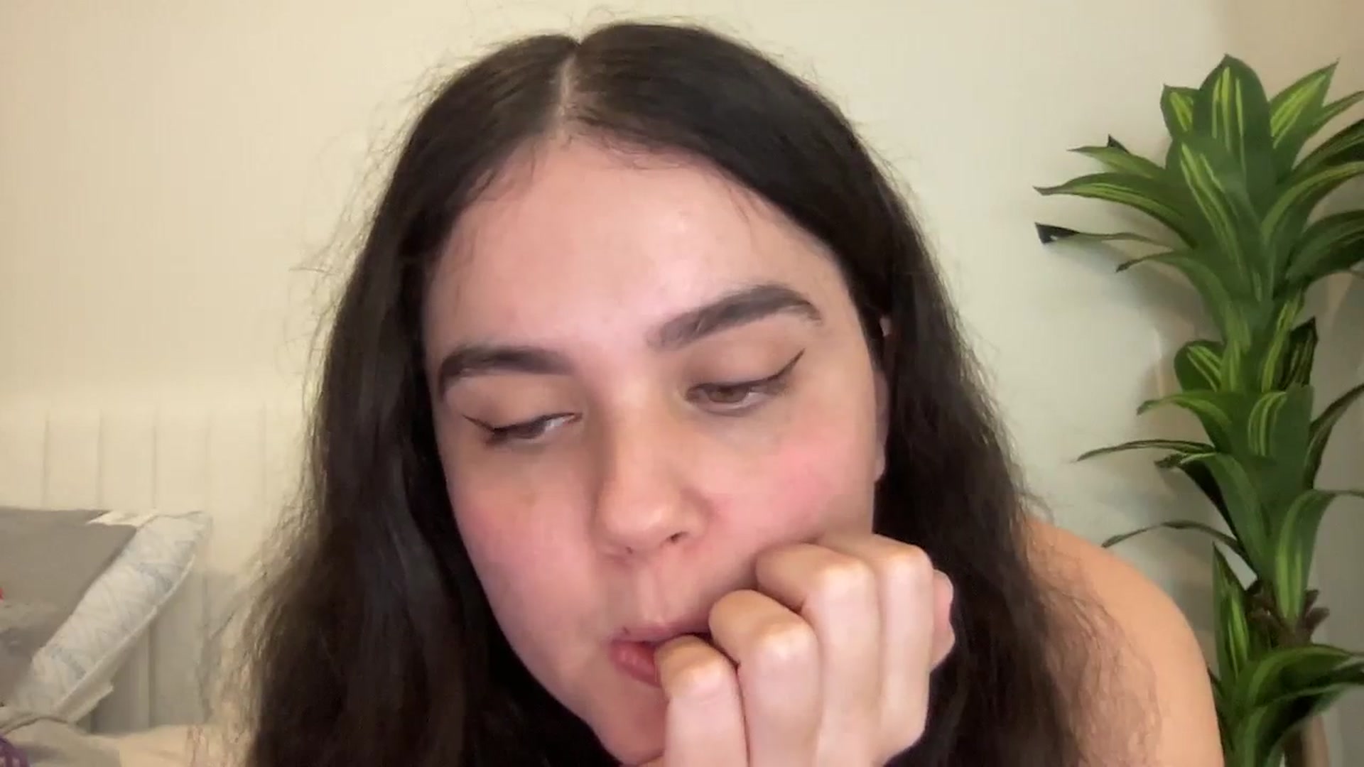 Gallery image thumbnail from Giaislovely's myfreecams stream on, 01/22/2024, 07:30 image 5 of 20