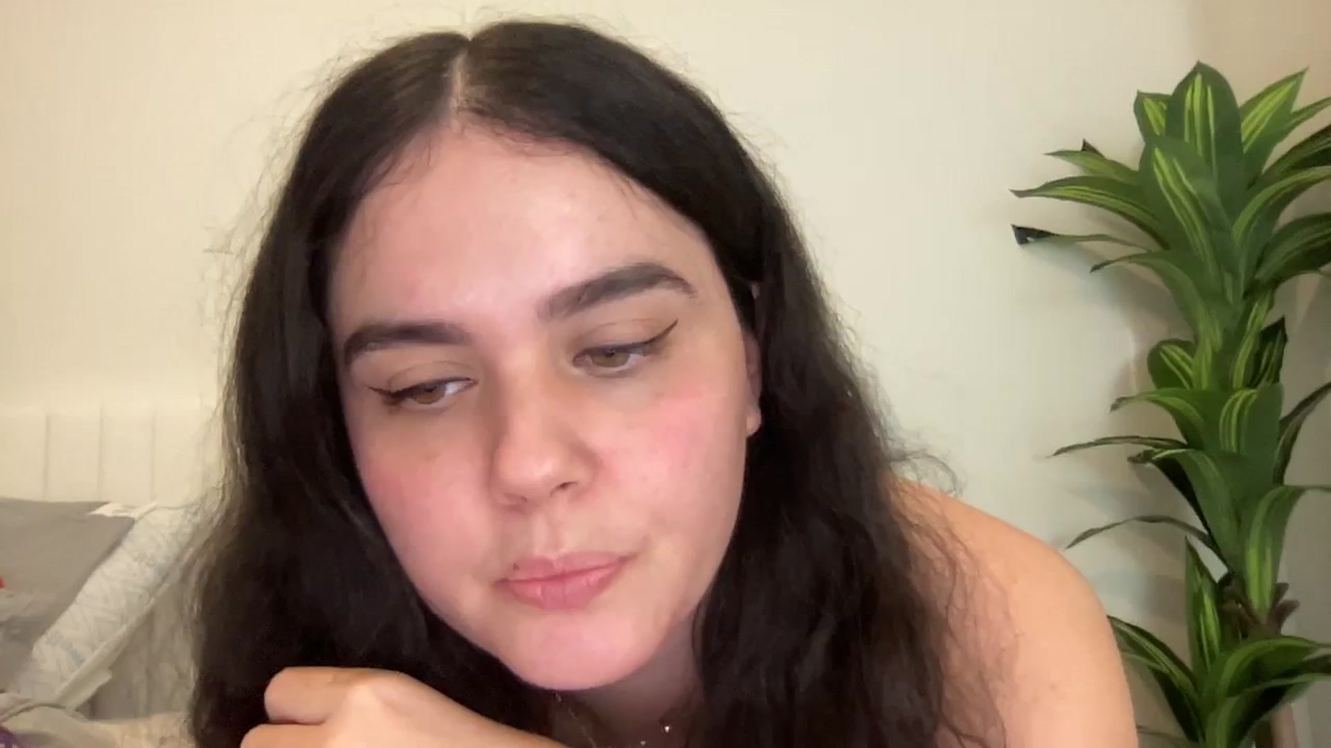 Gallery image thumbnail from Giaislovely's myfreecams stream on, 01/22/2024, 07:30 image 6 of 20