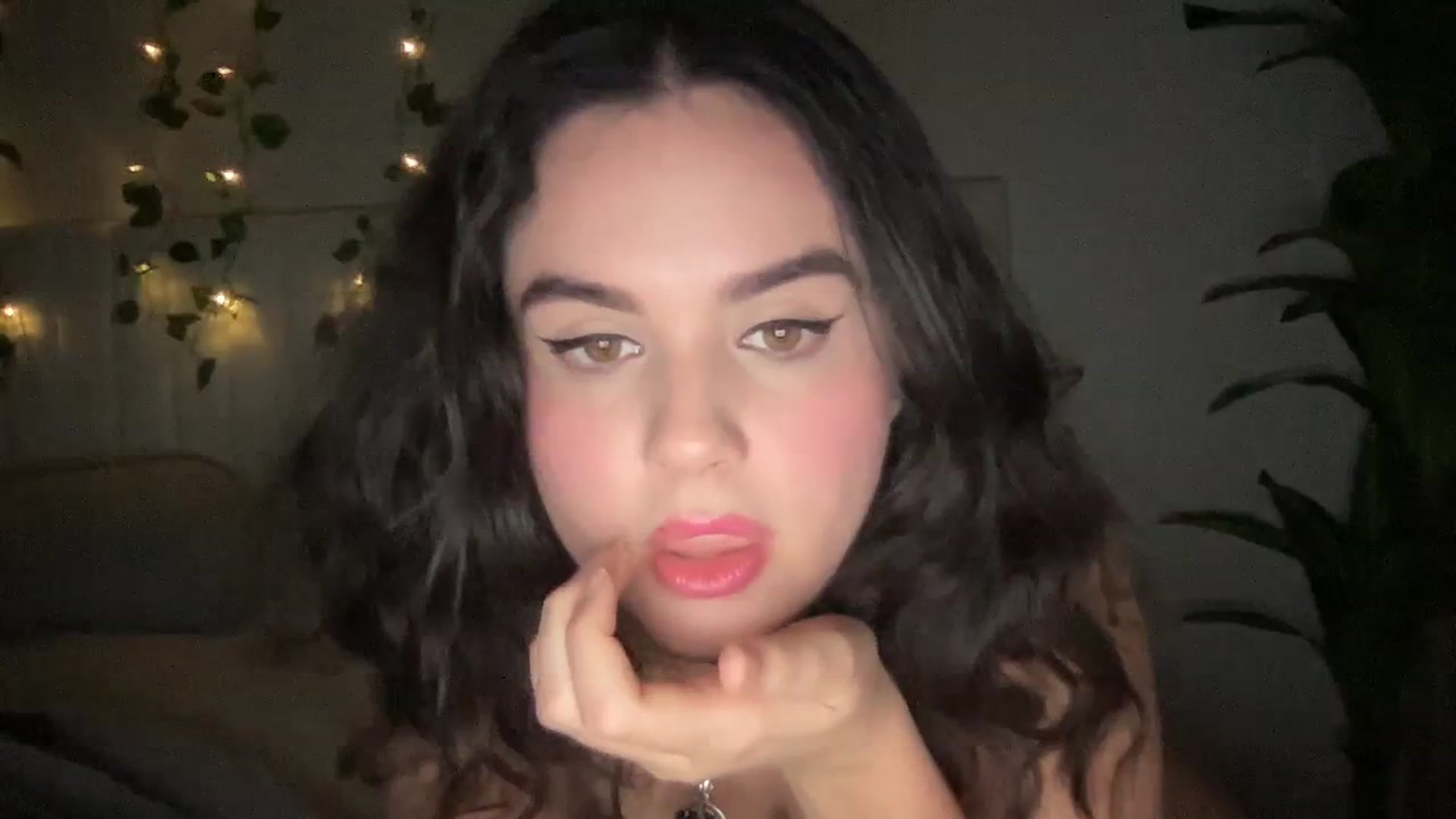 Gallery image thumbnail from Giaislovely's myfreecams stream on, 02/22/2024, 06:38 image 20 of 20
