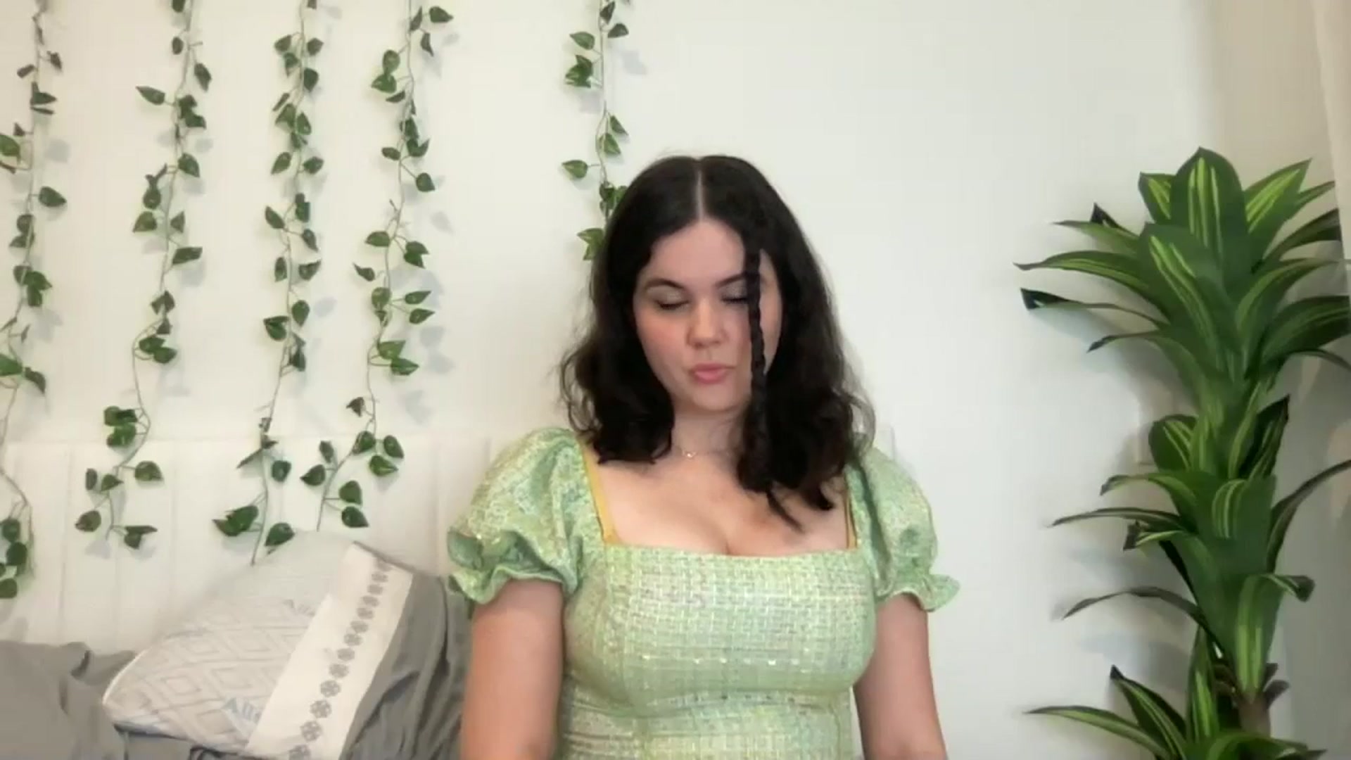 Gallery image thumbnail from Giaislovely's myfreecams stream on, 02/29/2024, 06:50 image 4 of 20