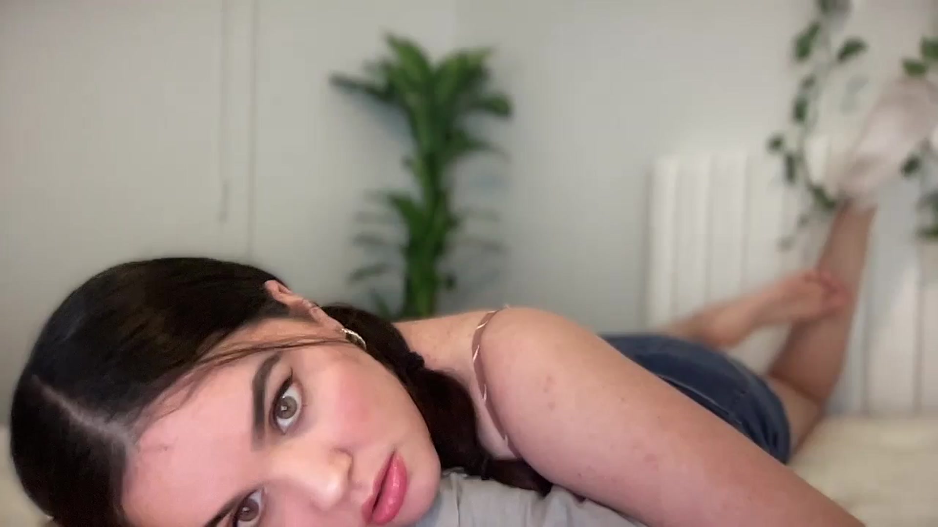 Gallery image thumbnail from Giaislovely's myfreecams stream on, 03/05/2024, 07:56 image 7 of 20