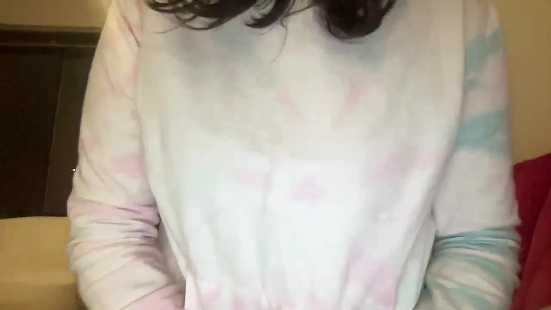 Gallery image thumbnail from Giaislovely's myfreecams stream on, 03/08/2024, 02:03 image 12 of 20