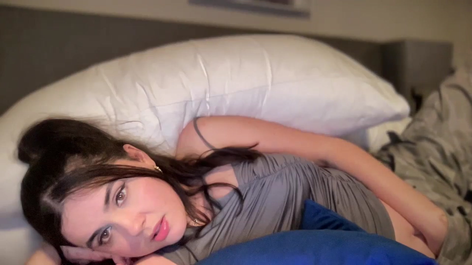 Gallery image thumbnail from Giaislovely's myfreecams stream on, 03/12/2024, 05:23 image 14 of 20