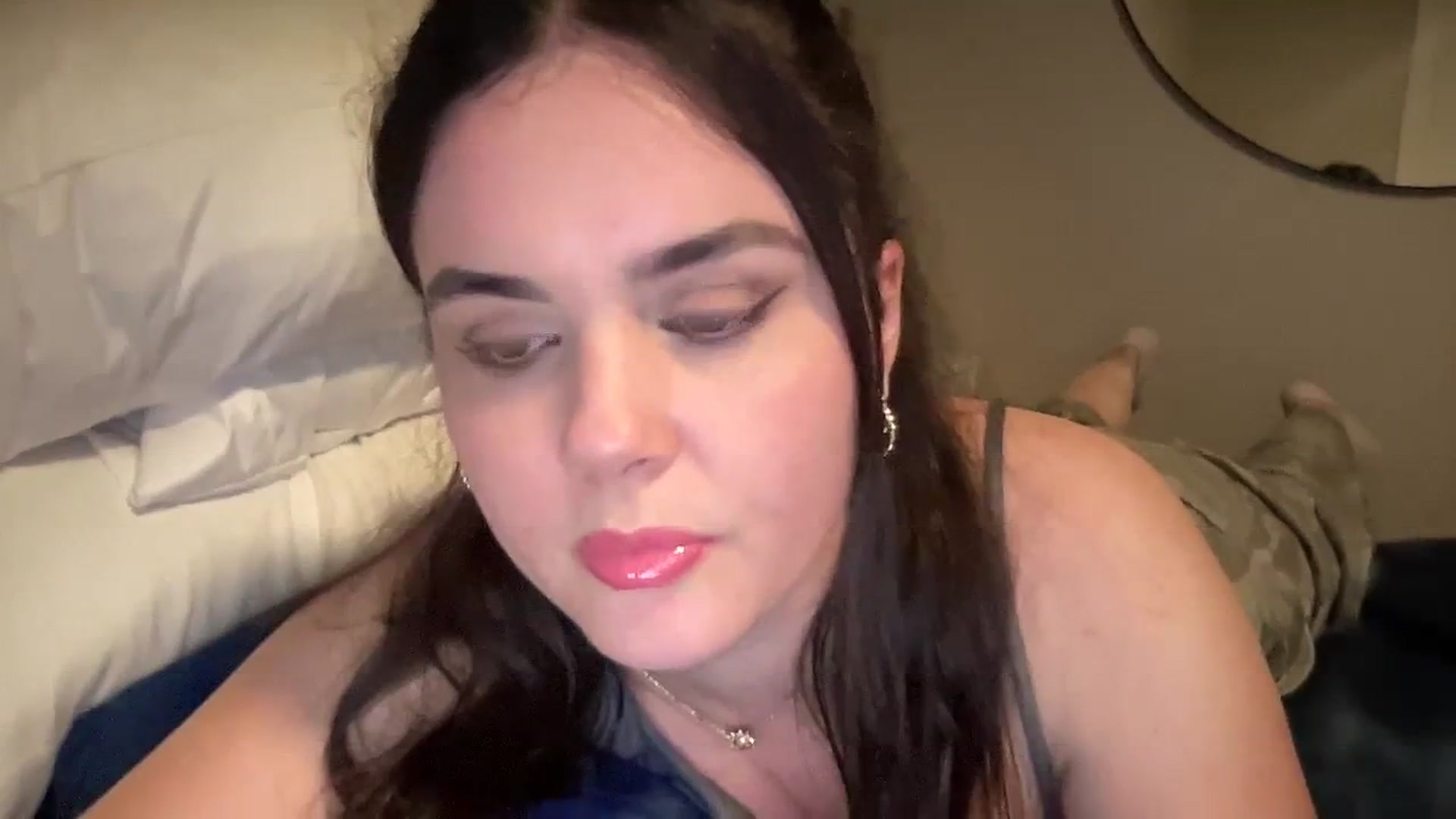 Gallery image thumbnail from Giaislovely's myfreecams stream on, 03/12/2024, 05:23 image 4 of 20