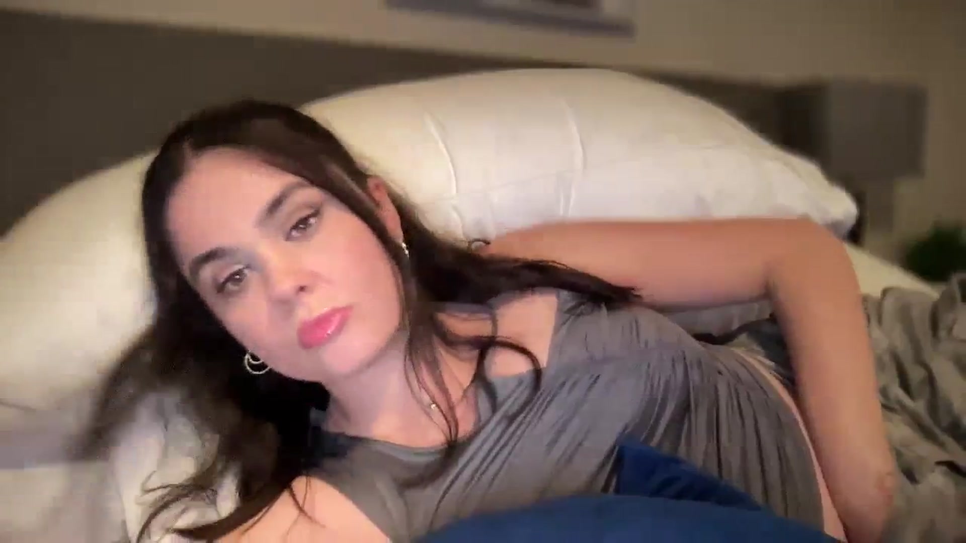 Gallery image thumbnail from Giaislovely's myfreecams stream on, 03/12/2024, 05:23 image 13 of 20