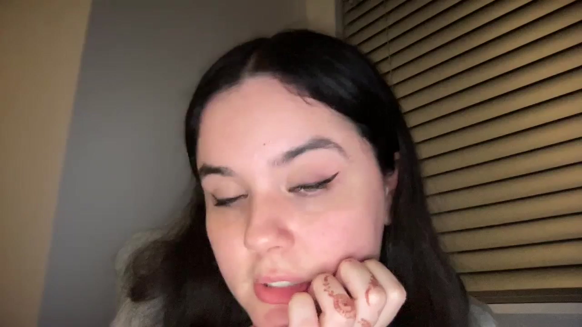 Gallery image thumbnail from Giaislovely's myfreecams stream on, 03/14/2024, 06:43 image 19 of 20