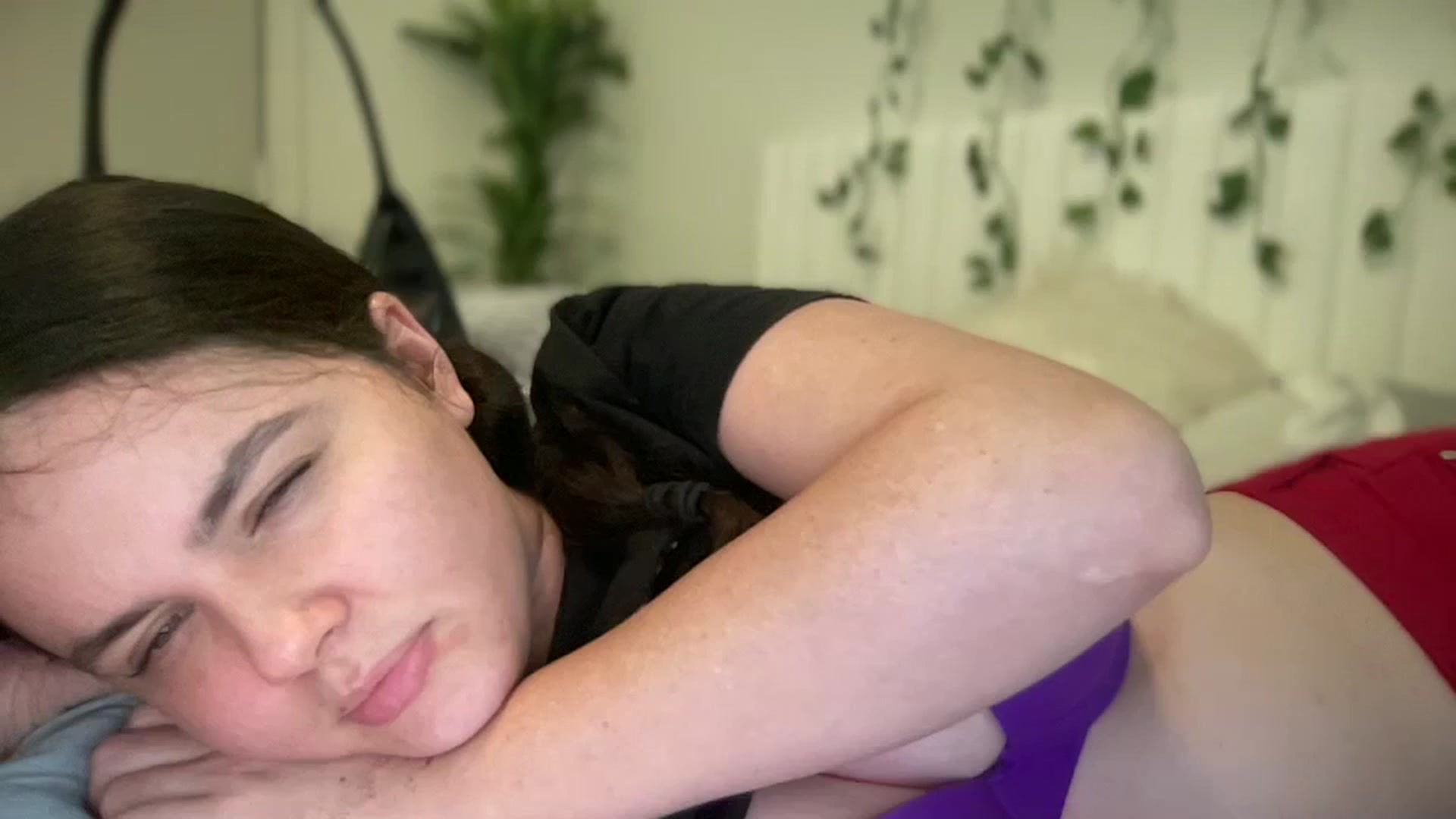 Gallery image thumbnail from Giaislovely's myfreecams stream on, 03/23/2024, 24:29 image 12 of 20
