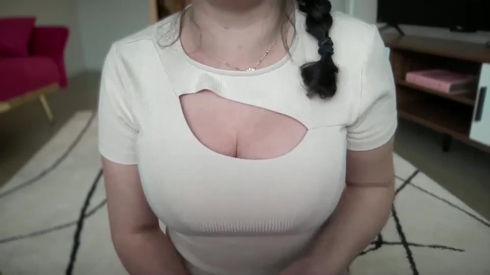 Gallery image thumbnail from Giaislovely's myfreecams stream on, 04/23/2024, 24:22 image 13 of 20