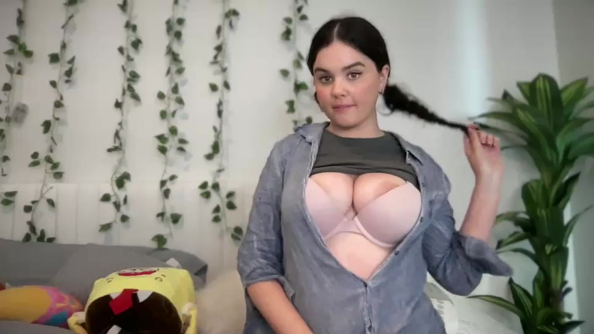 Gallery image thumbnail from Giaislovely's myfreecams stream on, 05/07/2024, 24:01 image 20 of 20