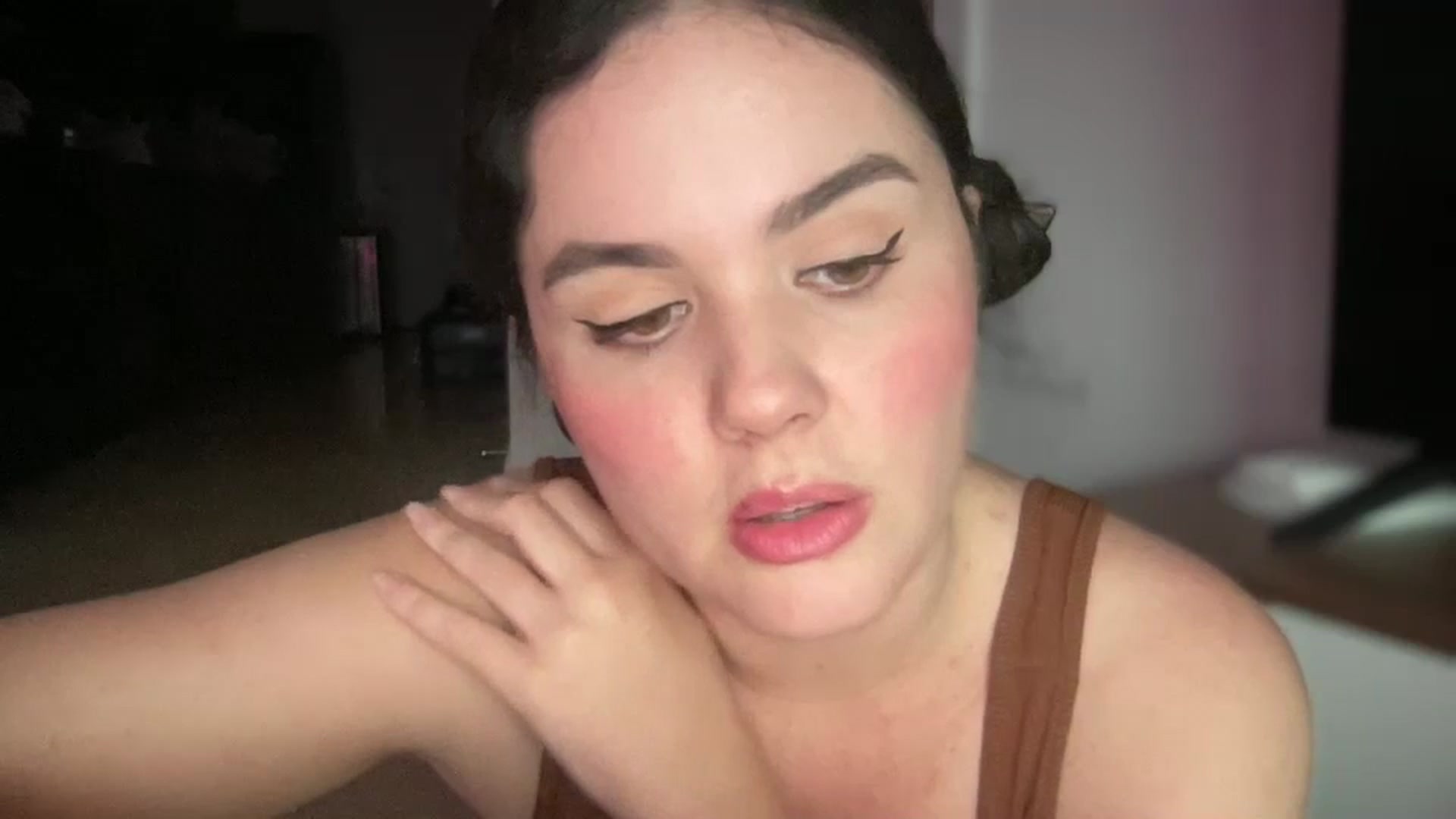 Gallery image thumbnail from Giaislovely's myfreecams stream on, 05/29/2024, 24:47 image 18 of 20