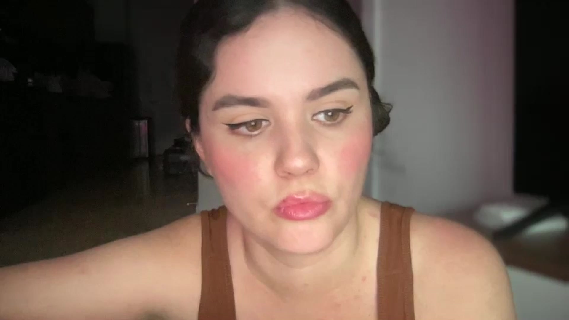 Gallery image thumbnail from Giaislovely's myfreecams stream on, 05/29/2024, 24:47 image 16 of 20