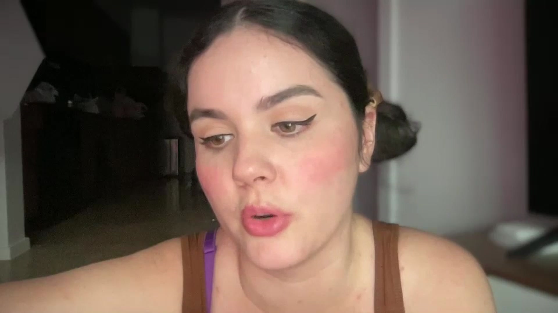 Gallery image thumbnail from Giaislovely's myfreecams stream on, 05/29/2024, 24:47 image 6 of 20