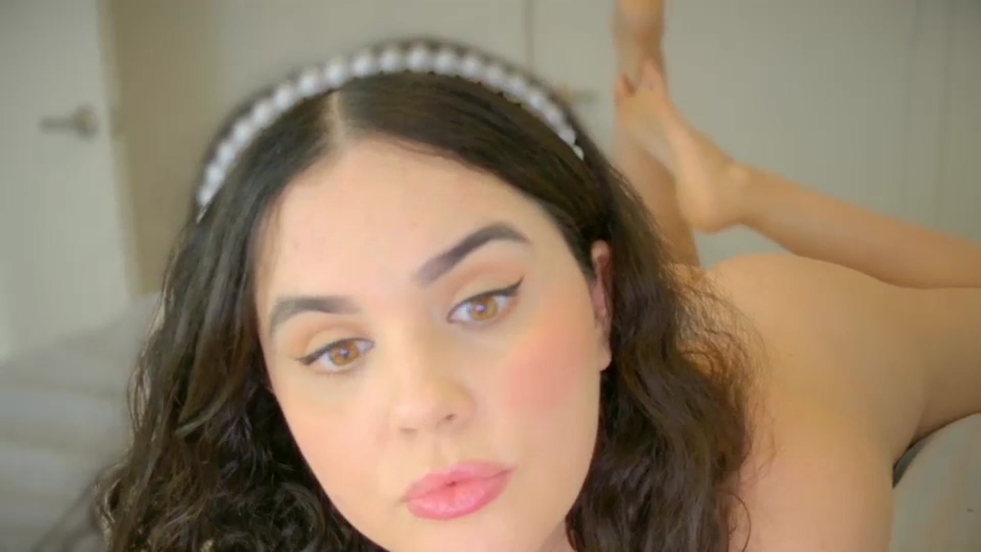 Gallery image thumbnail from Giaislovely's myfreecams stream on, 07/04/2024, 01:02 image 5 of 20