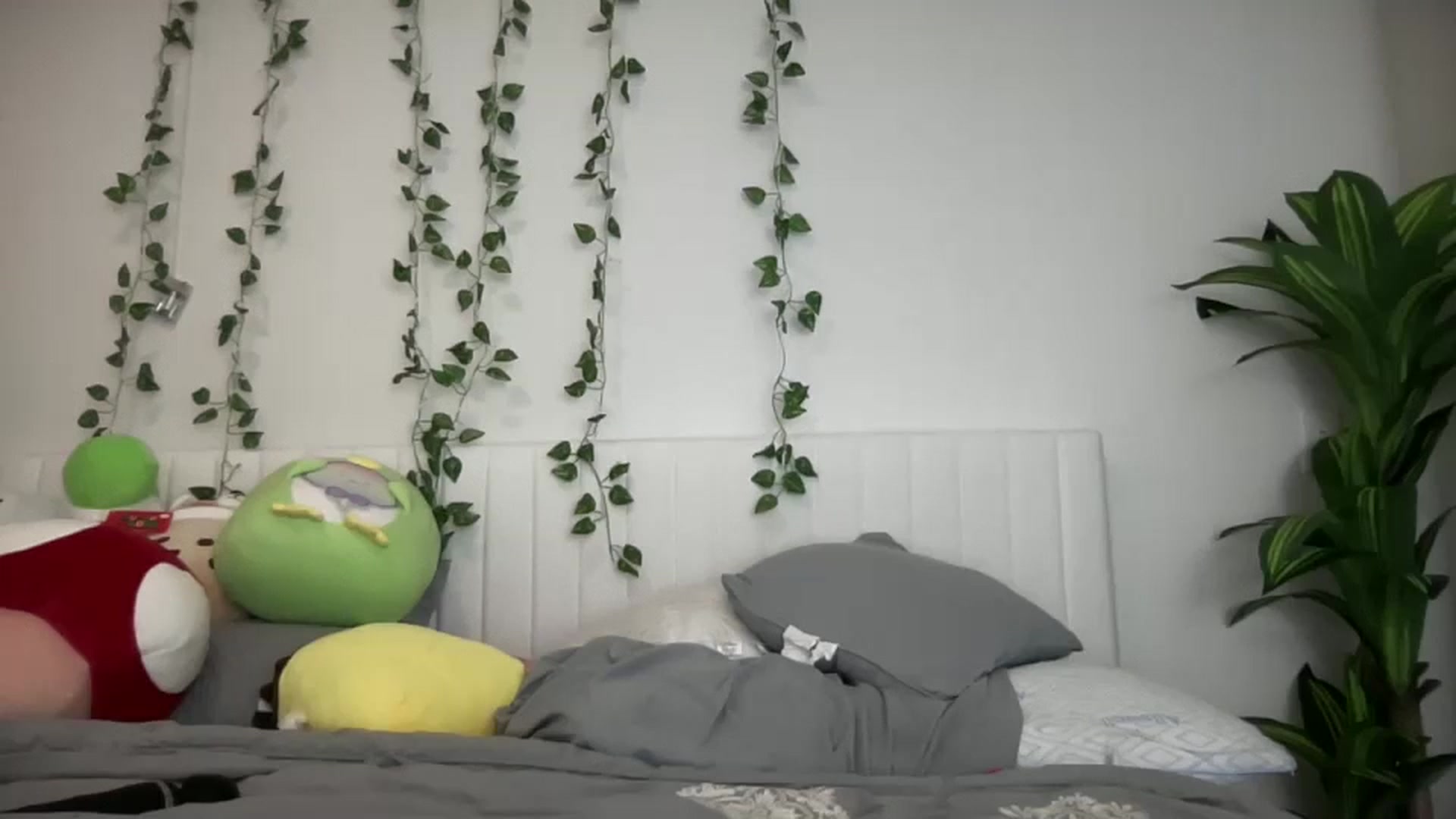 Gallery image thumbnail from Giaislovely's myfreecams stream on, 07/08/2024, 05:05 image 12 of 20