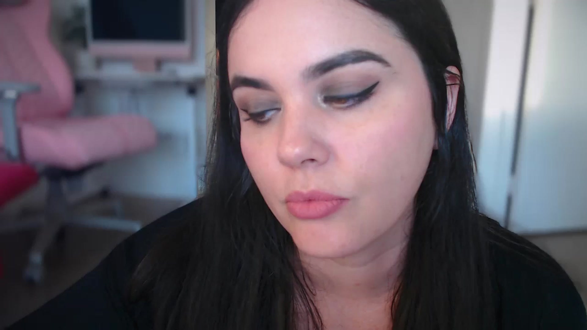 Gallery image thumbnail from Giaislovely's myfreecams stream on, 08/27/2024, 24:55 image 11 of 20