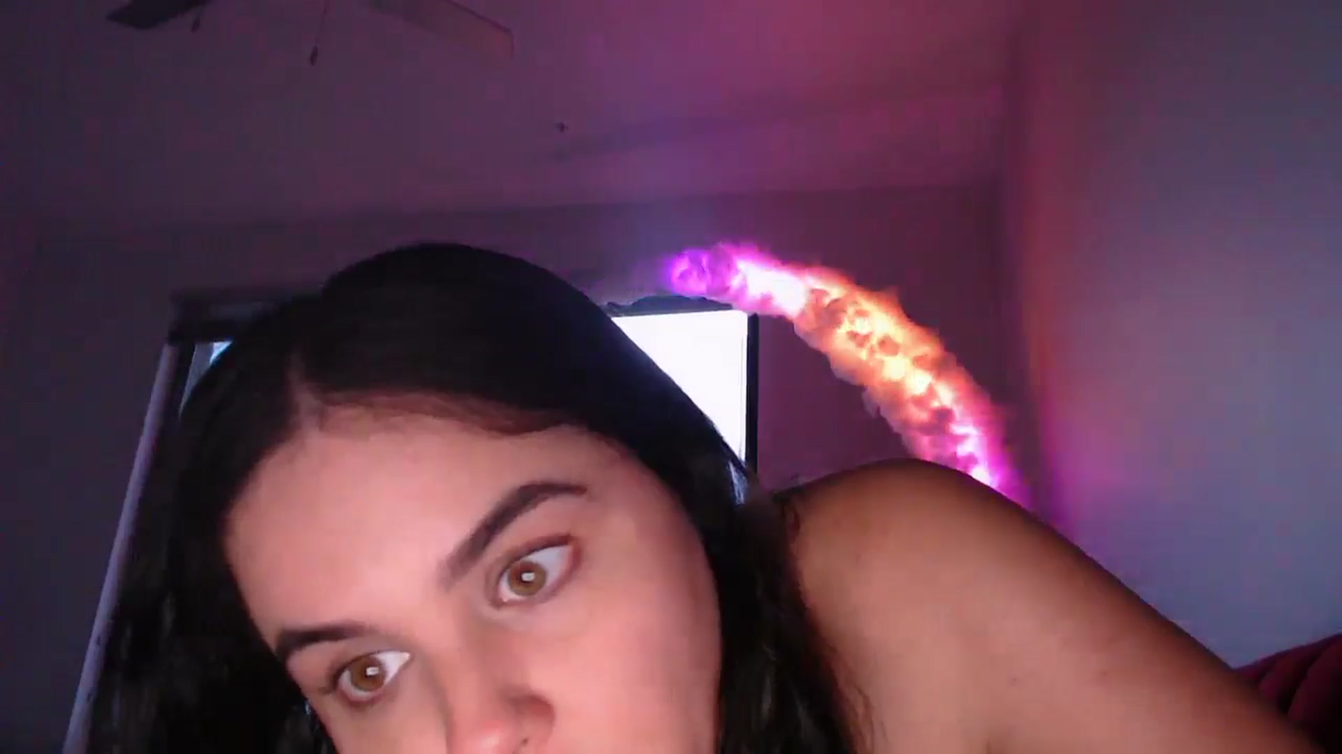 Gallery image thumbnail from Giaislovely's myfreecams stream on, 08/28/2024, 01:03 image 18 of 20
