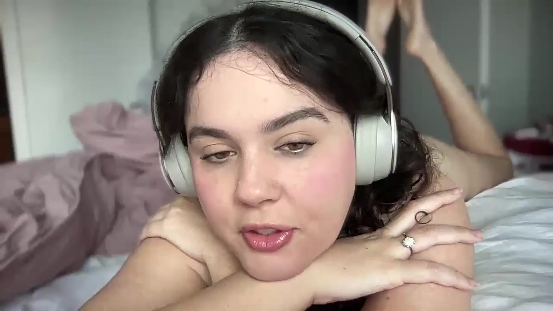 Gallery image thumbnail from Giaislovely's myfreecams stream on, 11/27/2024, 18:08 image 2 of 20