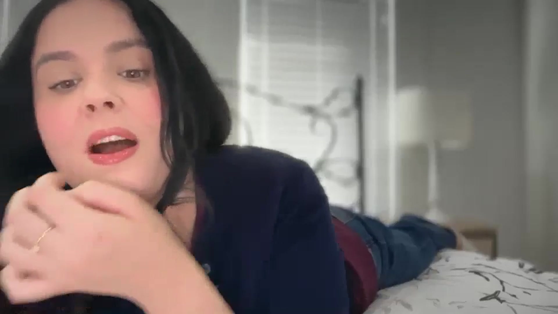 Gallery image thumbnail from Giaislovely's myfreecams stream on, 01/06/2026, 22:10 image 4 of 20