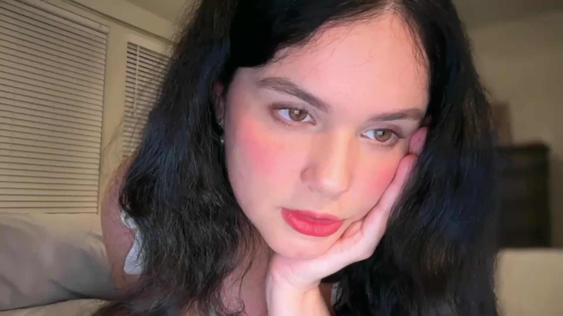 Gallery image thumbnail from Giaislovely's myfreecams stream on, 01/25/2026, 06:04 image 14 of 20