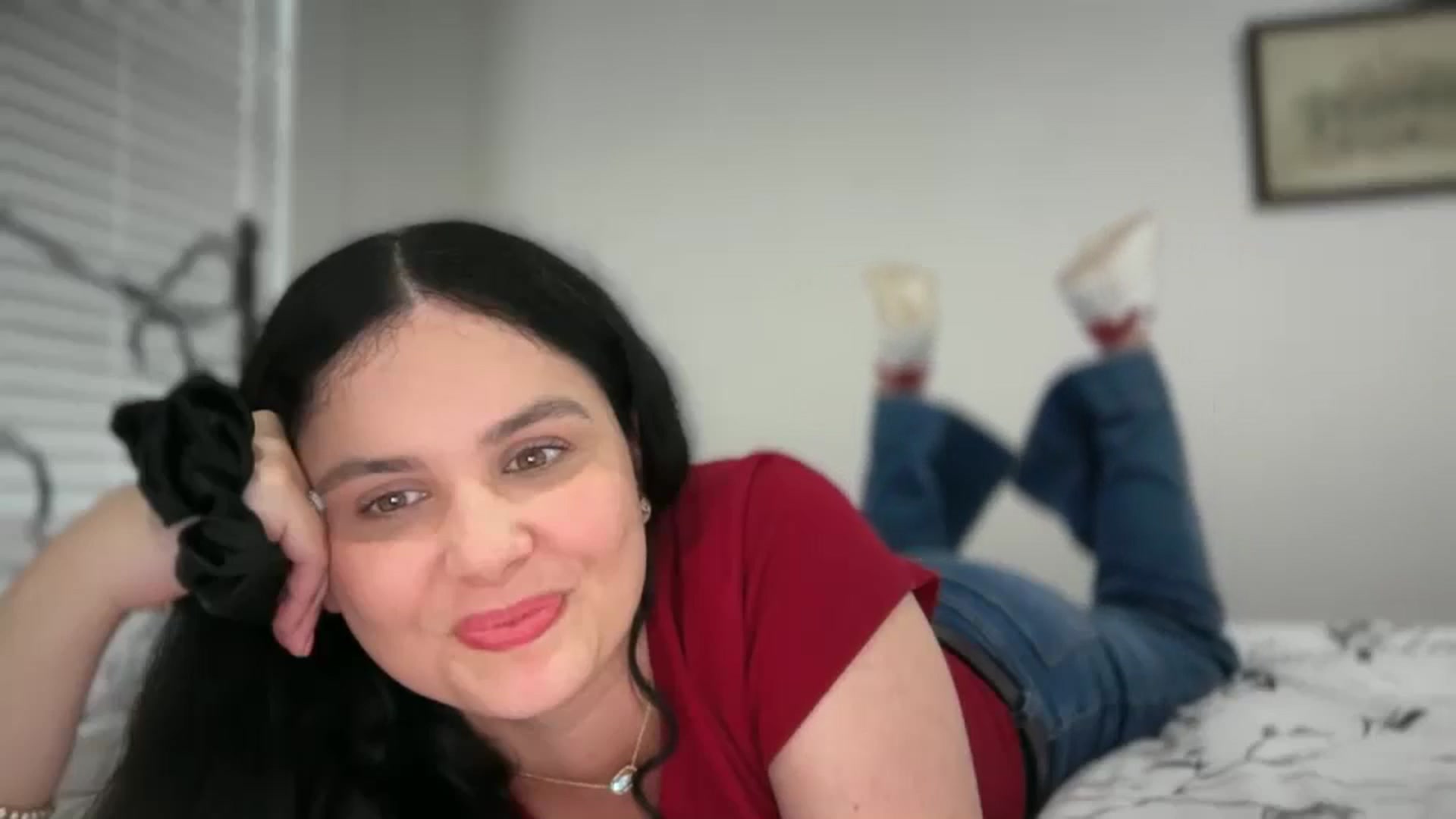 Gallery image thumbnail from Giaislovely's myfreecams stream on, 03/09/2026, 22:36 image 6 of 20
