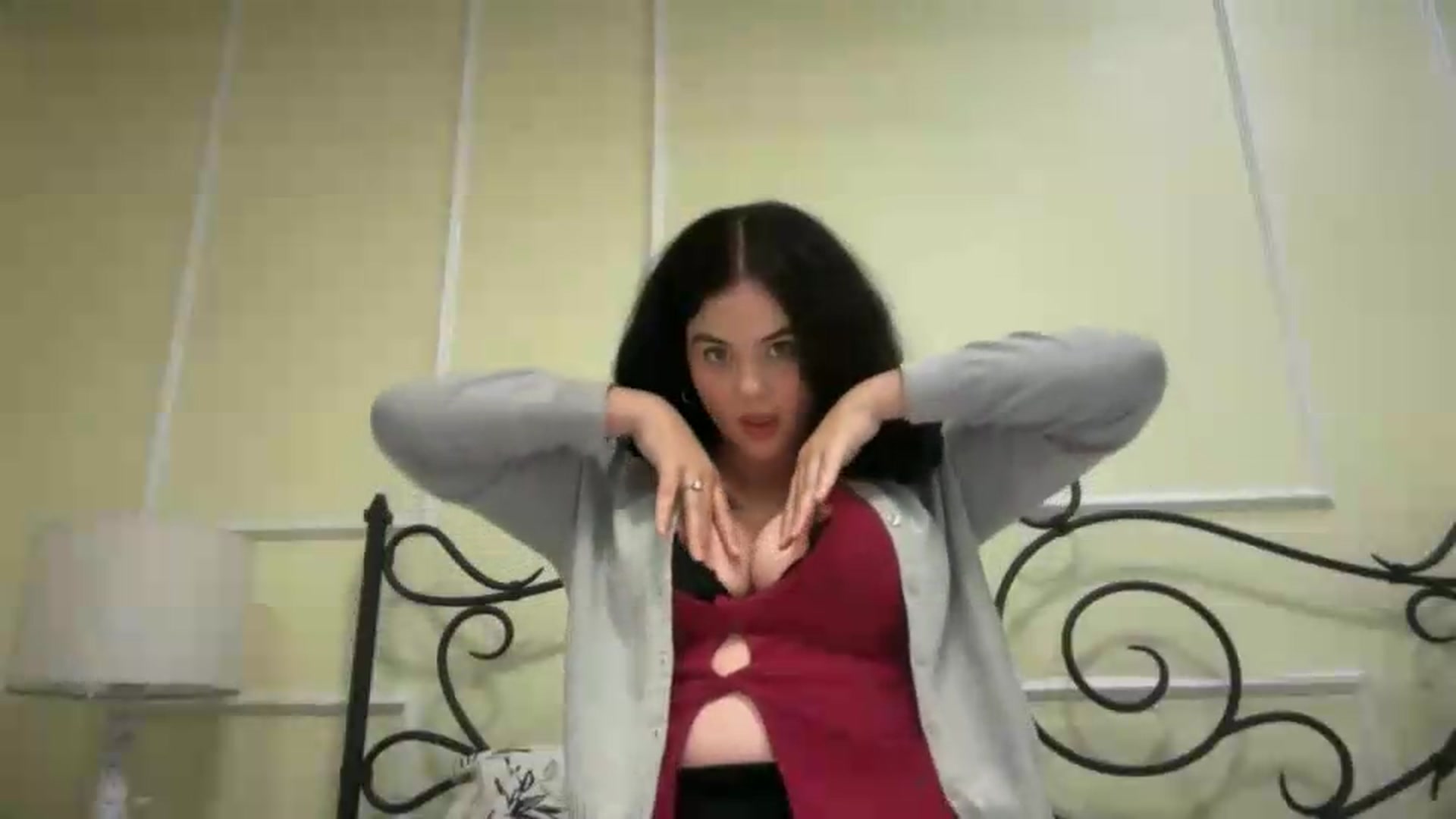 Gallery image thumbnail from Giaislovely's myfreecams stream on, 08/05/2026, 04:45 image 8 of 20