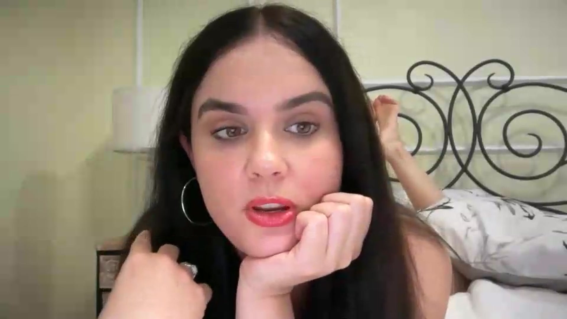 Gallery image thumbnail from Giaislovely's myfreecams stream on, 08/06/2026, 03:54 image 18 of 20