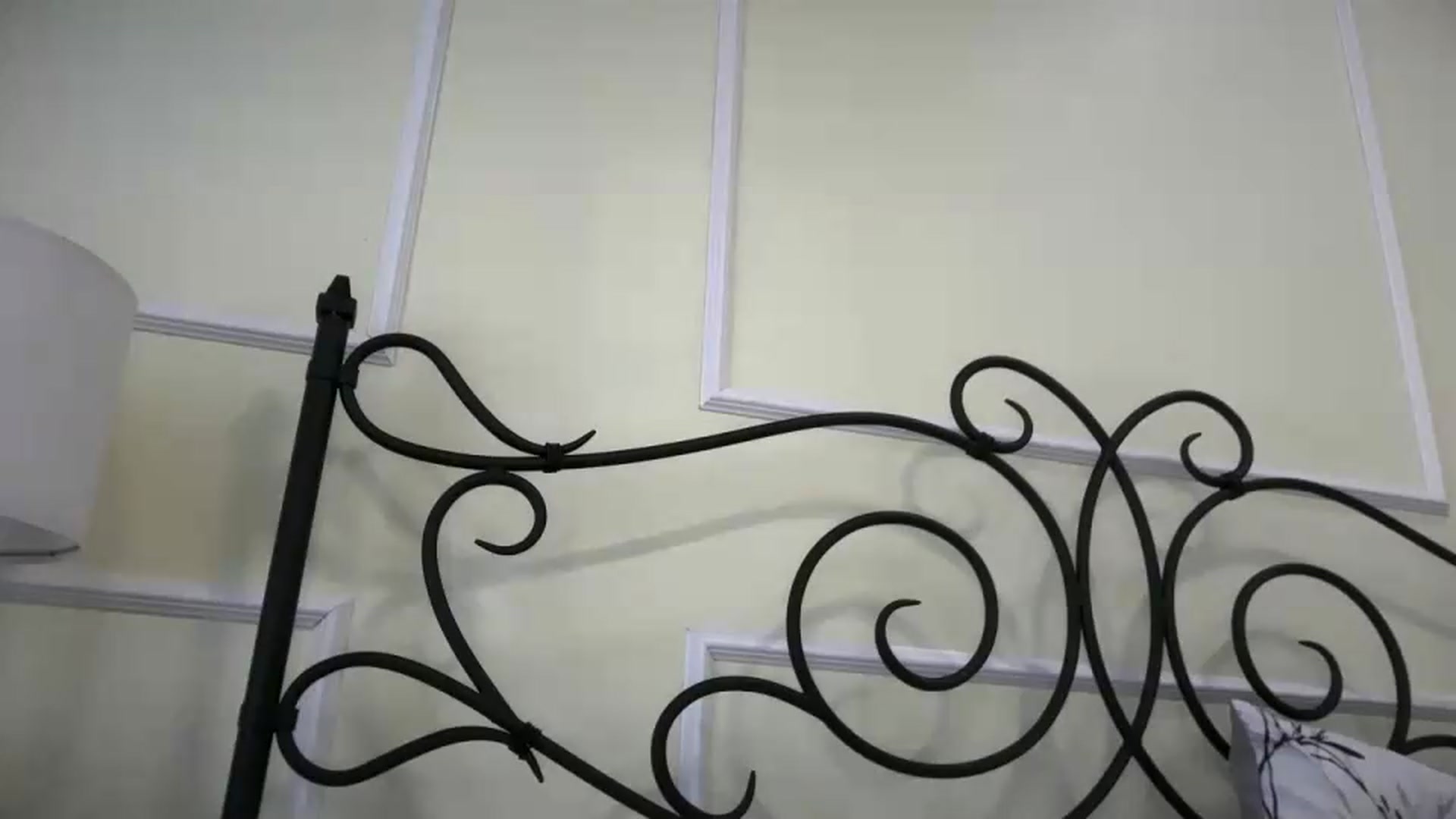 Gallery image thumbnail from Giaislovely's myfreecams stream on, 08/12/2026, 24:46 image 6 of 20