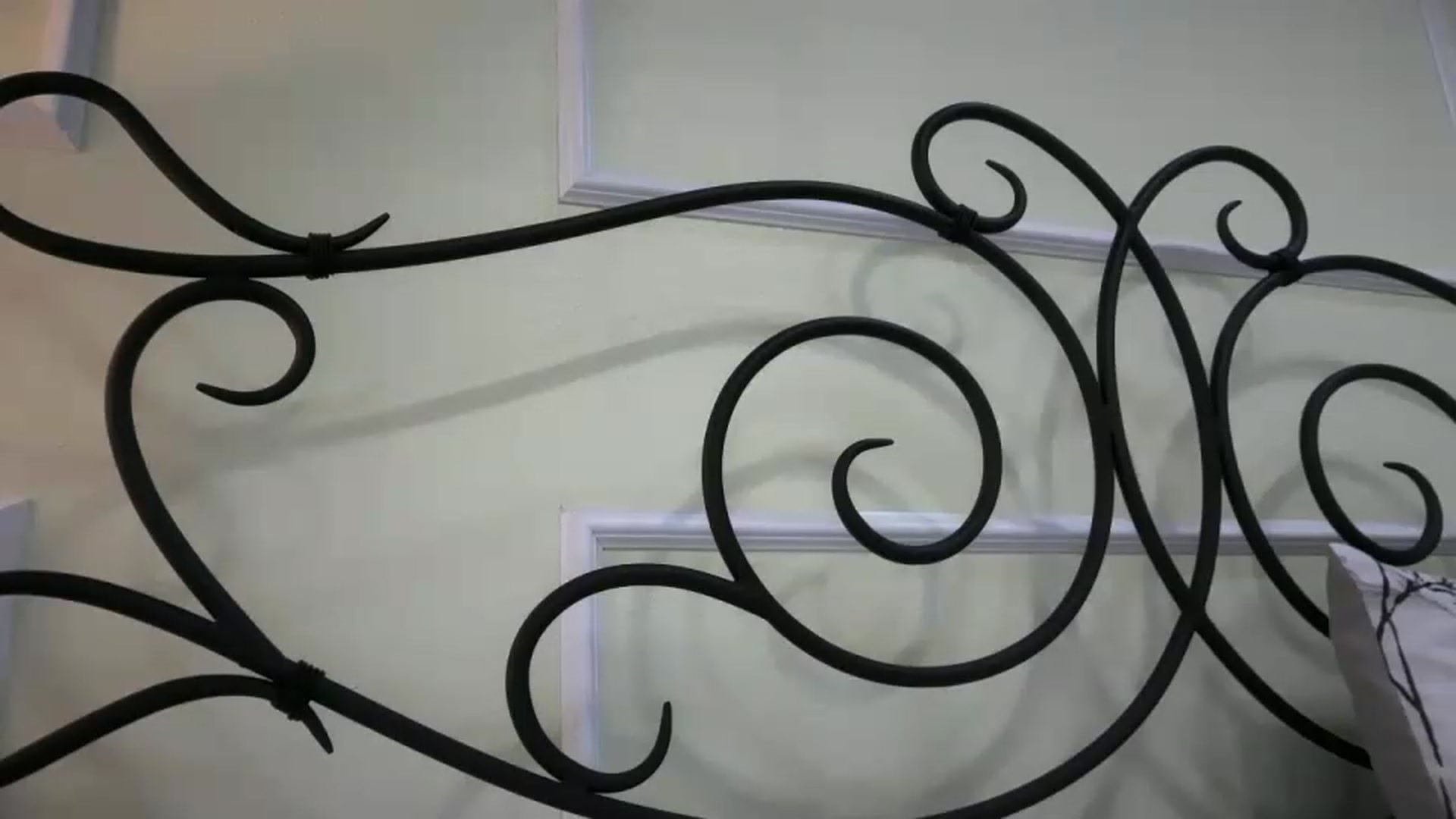 Gallery image thumbnail from Giaislovely's myfreecams stream on, 08/12/2026, 24:46 image 14 of 20