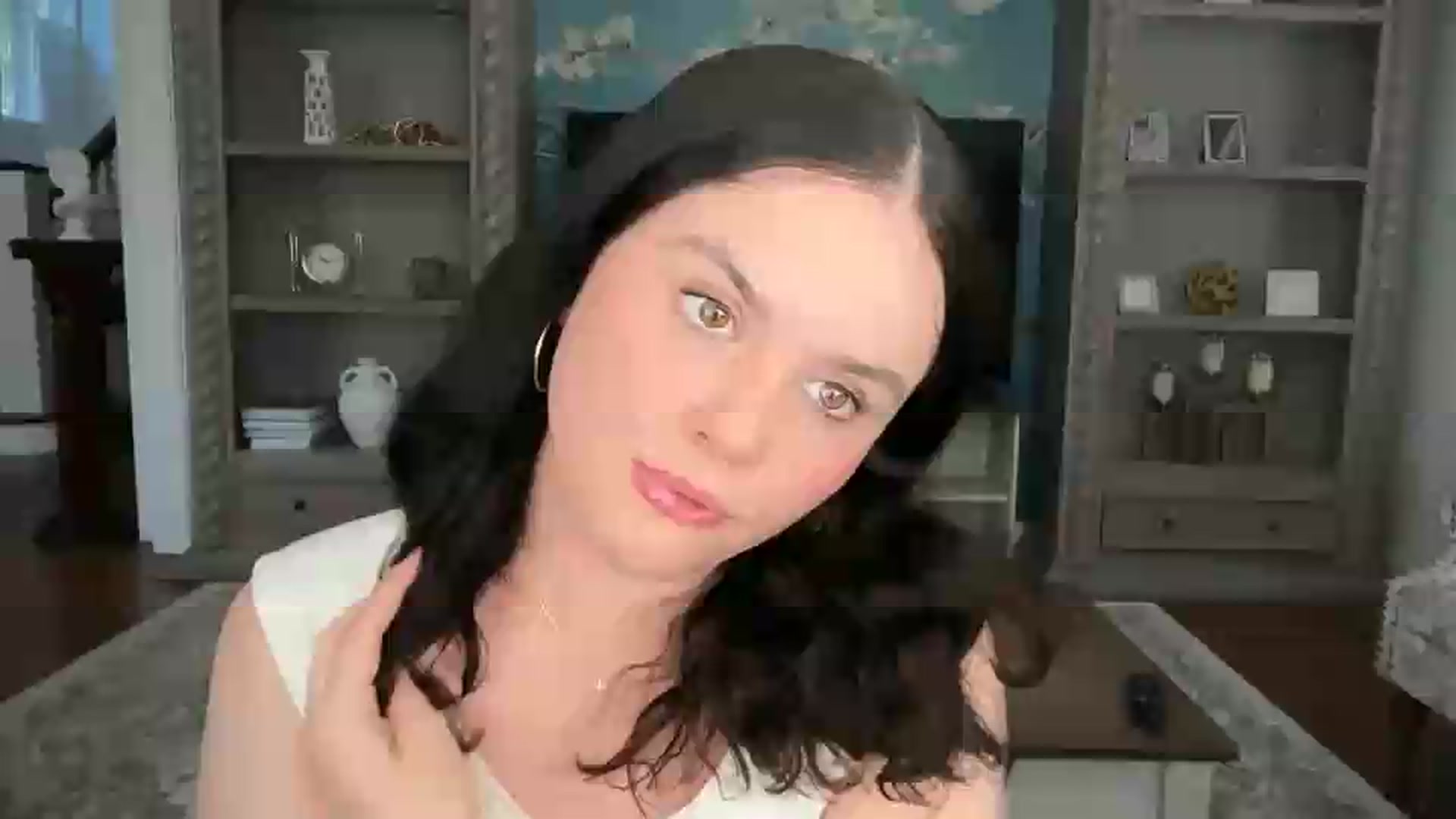 Gallery image thumbnail from Giaislovely's myfreecams stream on, 08/17/2026, 24:03 image 1 of 20
