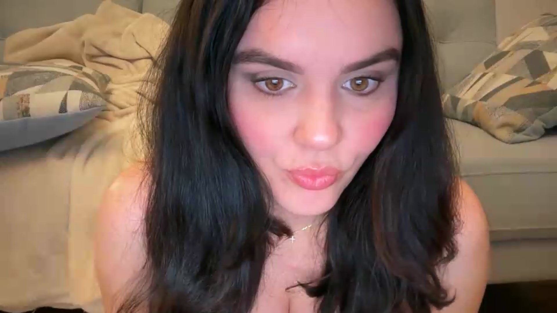 Gallery image thumbnail from Giaislovely's myfreecams stream on, 09/02/2026, 02:02 image 15 of 20
