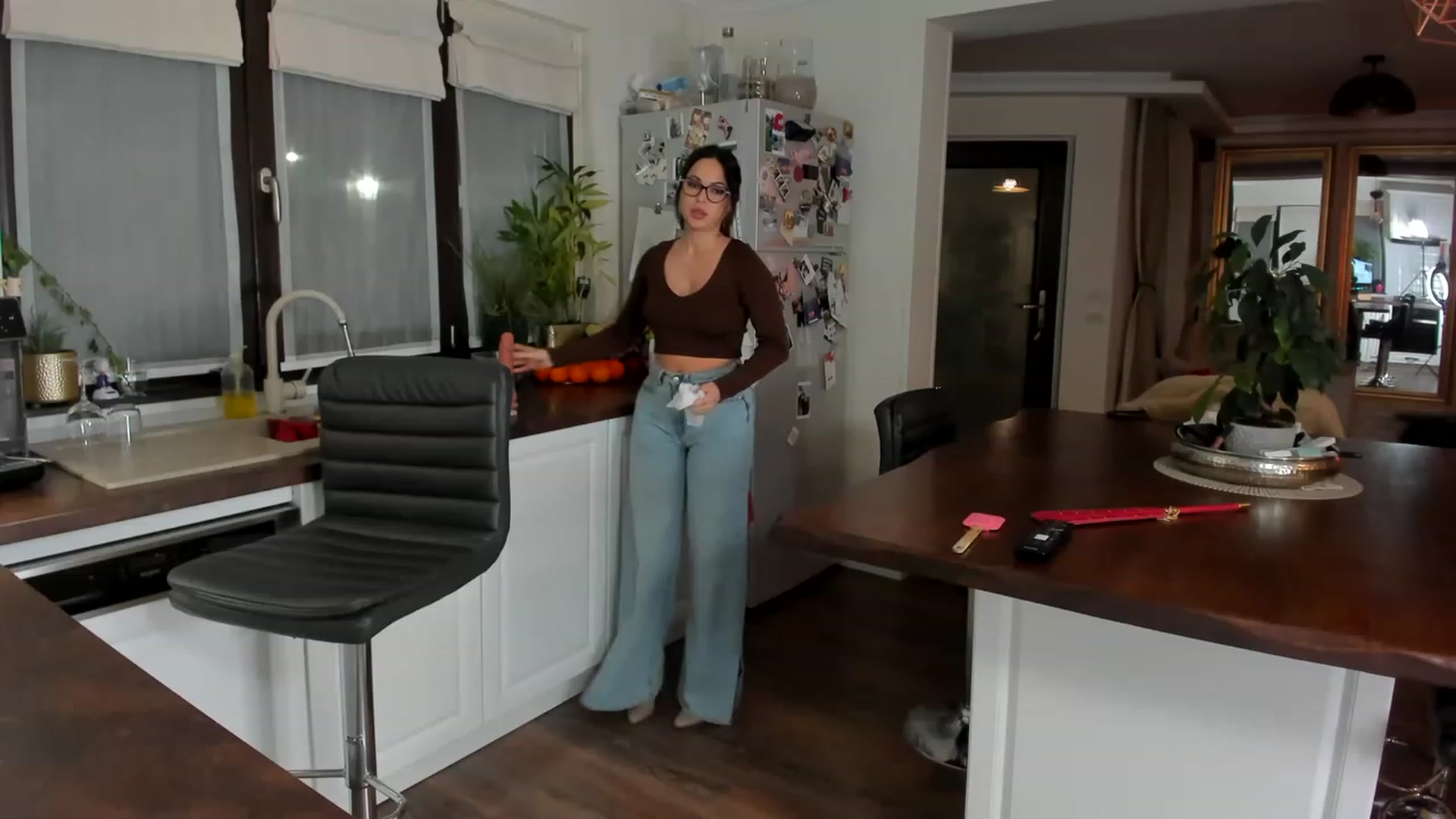 Gallery image thumbnail from GiamazingMFC's myfreecams stream on, 11/17/2022, 23:17 image 10 of 20