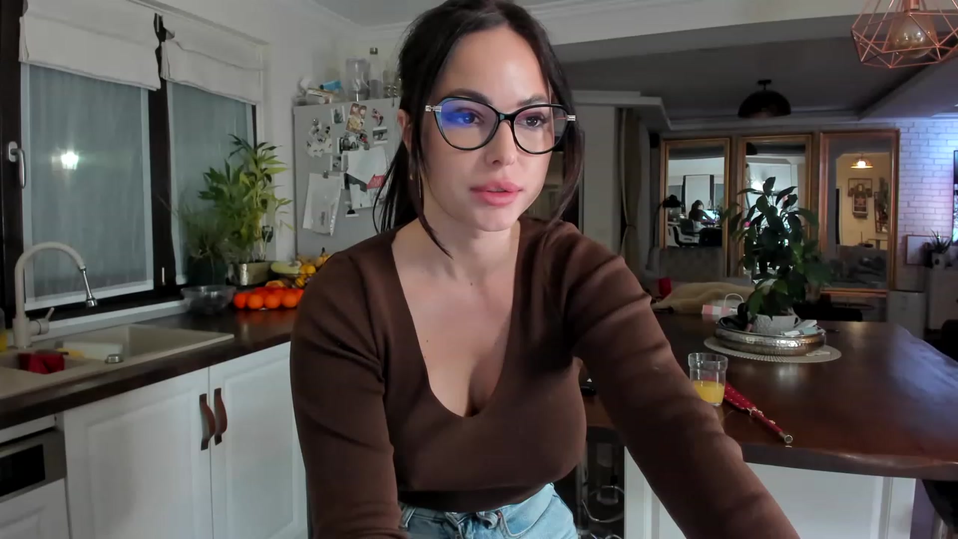 Gallery image thumbnail from GiamazingMFC's myfreecams stream on, 11/17/2022, 23:17 image 17 of 20