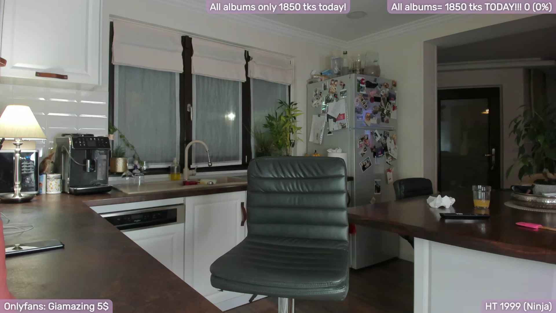 Gallery image thumbnail from GiamazingMFC's myfreecams stream on, 11/18/2022, 02:27 image 6 of 20