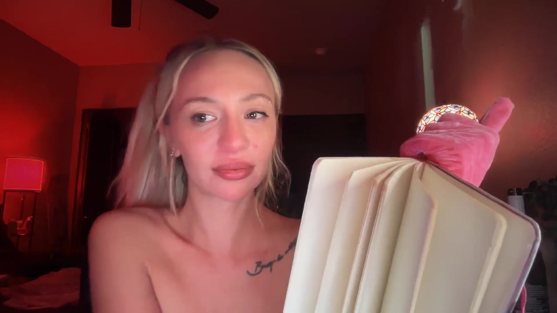Gallery image thumbnail from GianaJolie's myfreecams stream on, 11/21/2025, 11:24 image 18 of 20