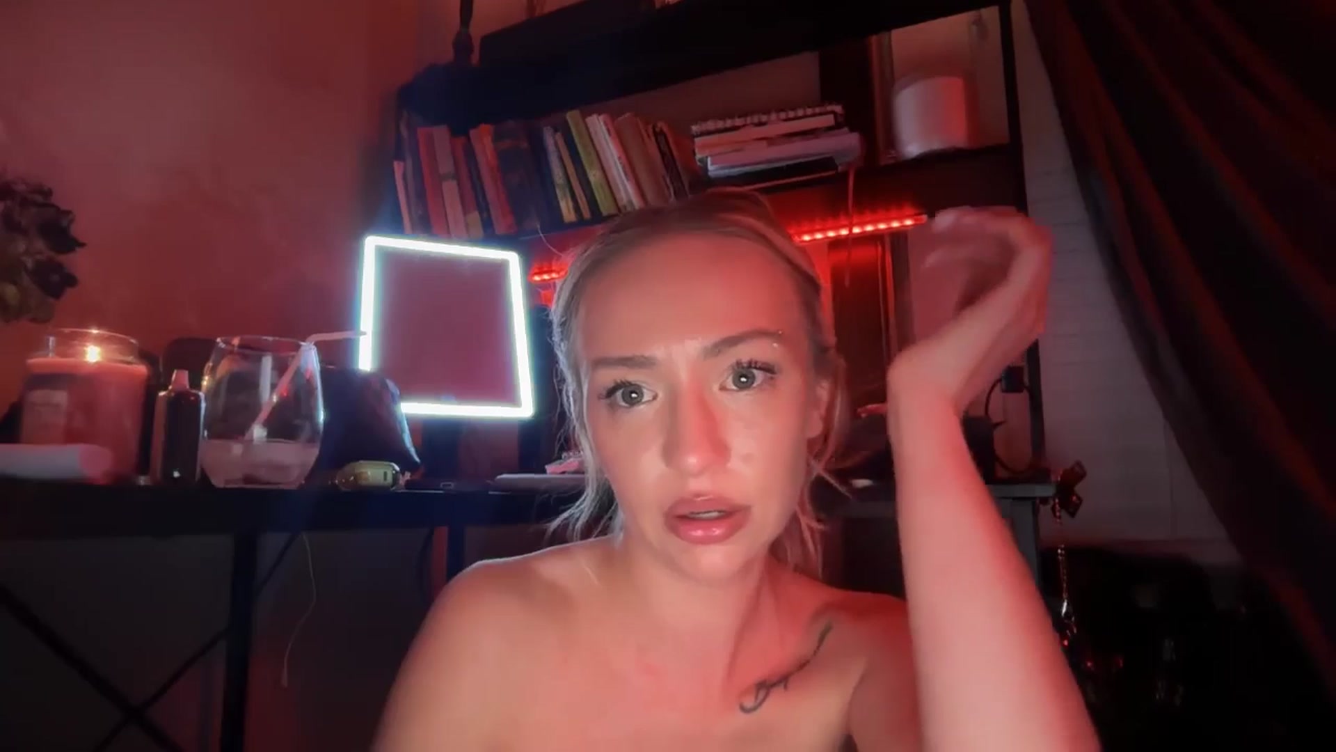 Gallery image thumbnail from GianaJolie's myfreecams stream on, 11/27/2025, 13:22 image 4 of 20