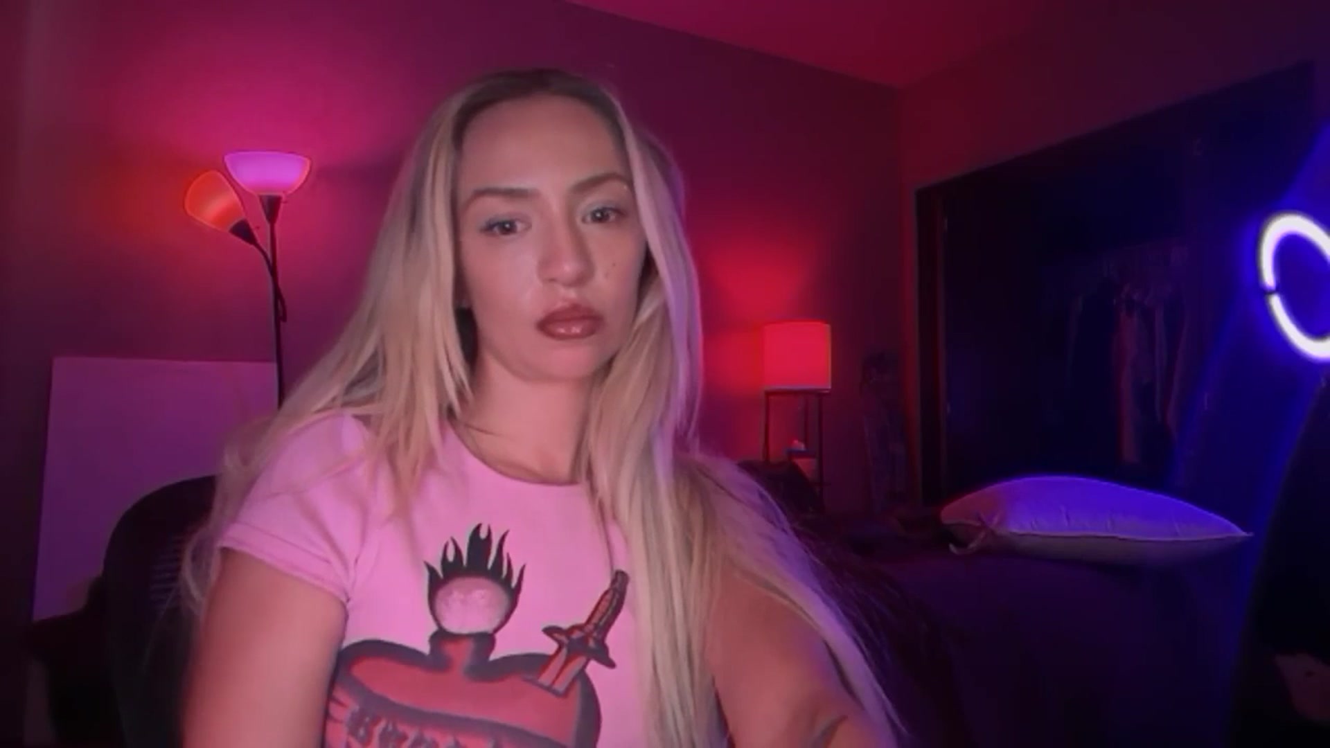 Gallery image thumbnail from GianaJolie's myfreecams stream on, 11/30/2025, 16:38 image 19 of 20