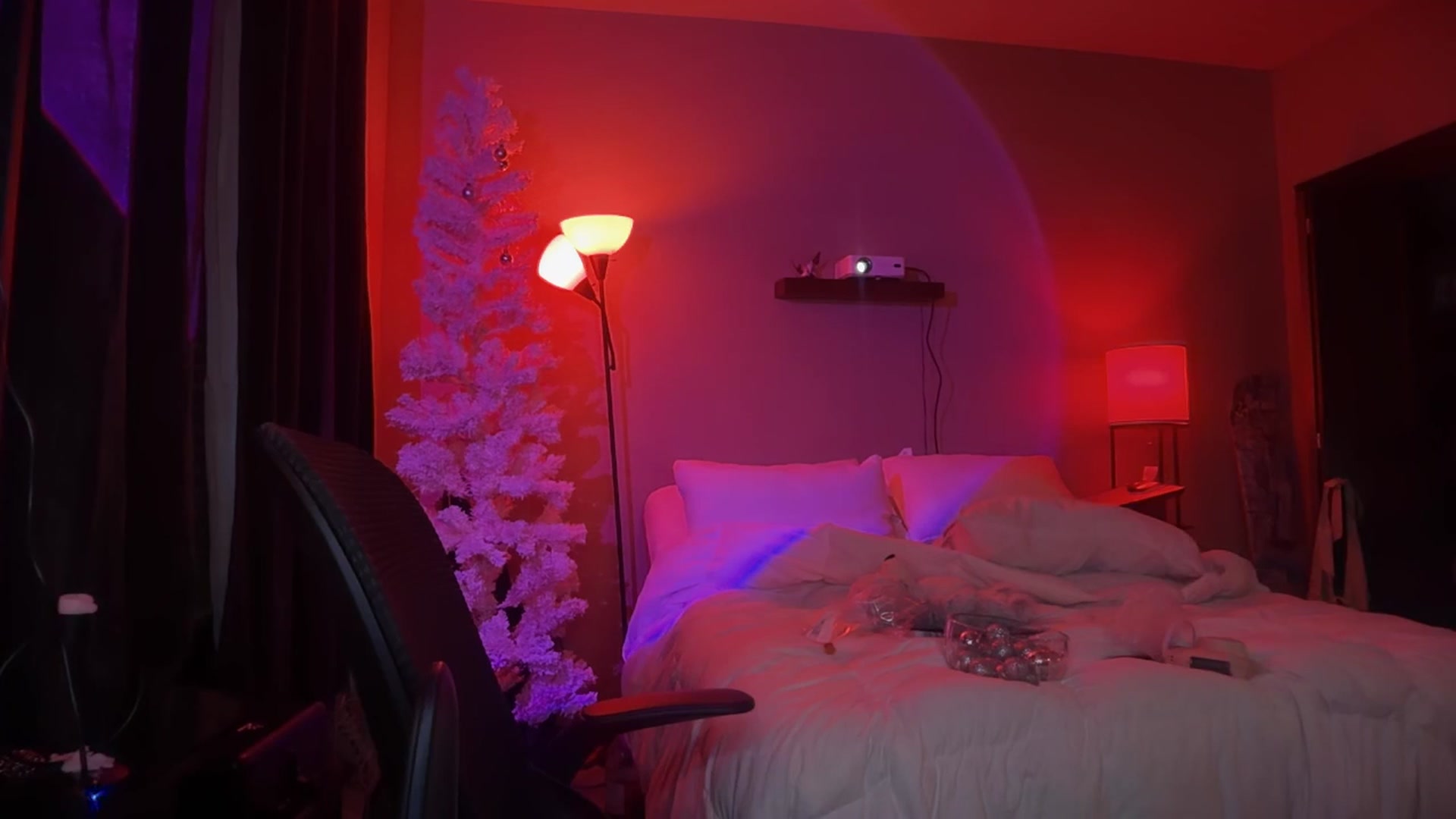 Gallery image thumbnail from GianaJolie's myfreecams stream on, 12/17/2025, 14:20 image 12 of 20
