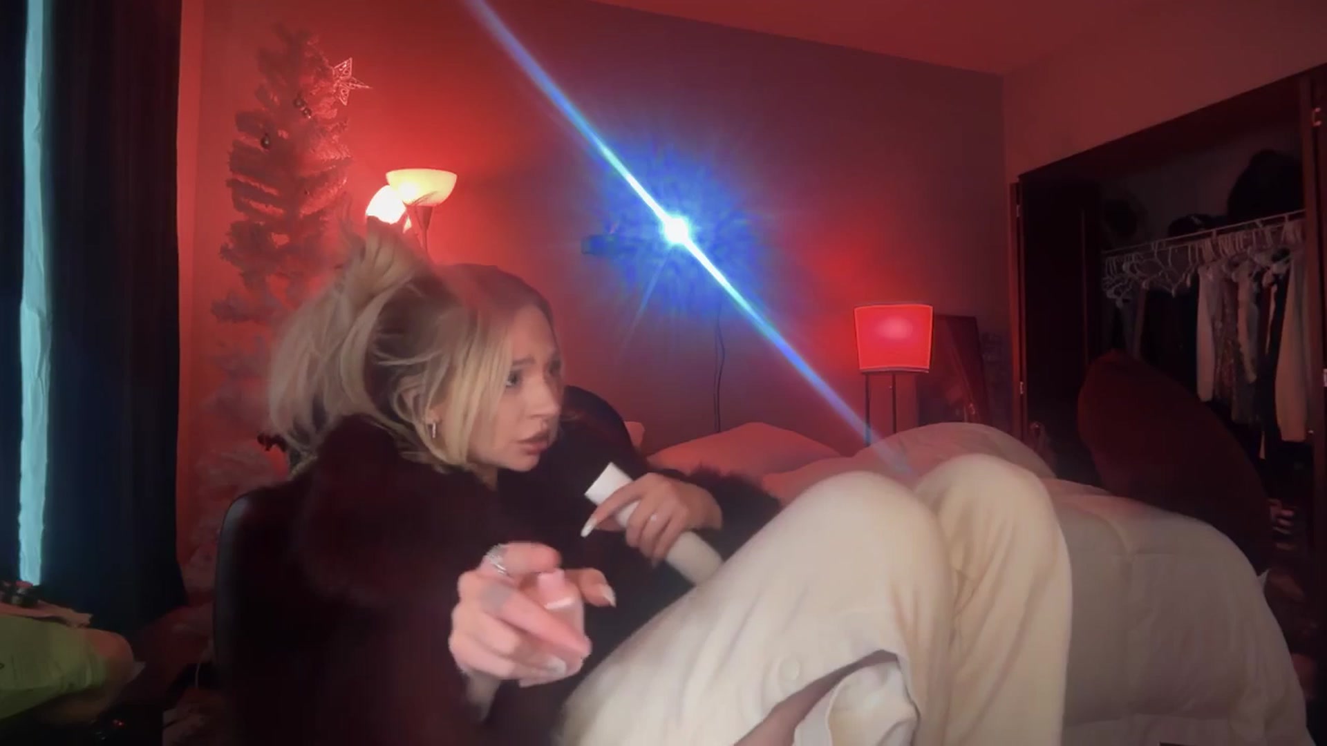 Gallery image thumbnail from GianaJolie's myfreecams stream on, 01/13/2026, 18:21 image 11 of 20