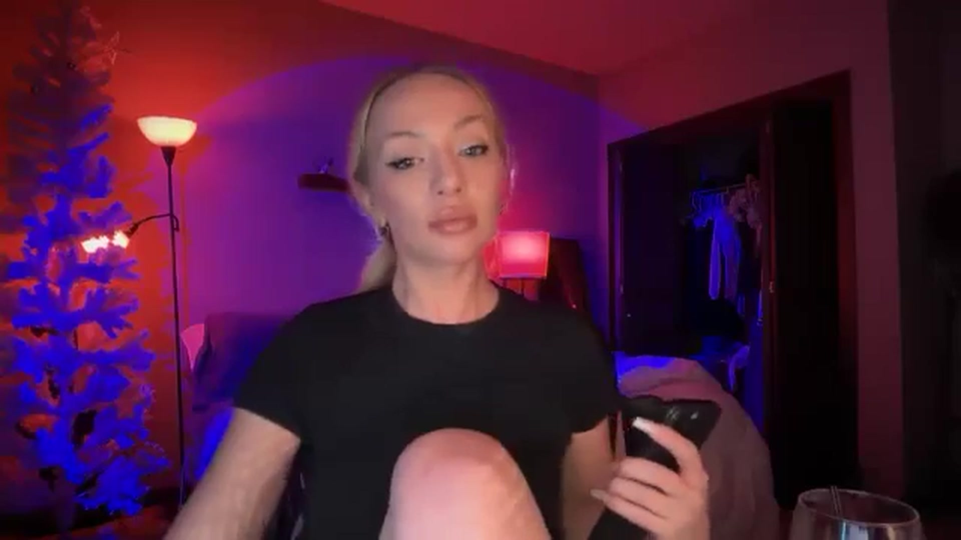 Gallery image thumbnail from GianaJolie's myfreecams stream on, 01/20/2026, 12:06 image 3 of 20