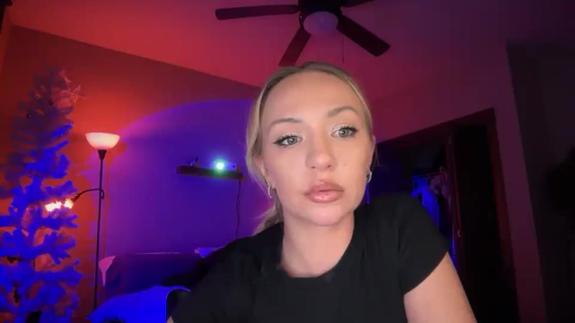 Gallery image thumbnail from GianaJolie's myfreecams stream on, 01/20/2026, 12:06 image 20 of 20