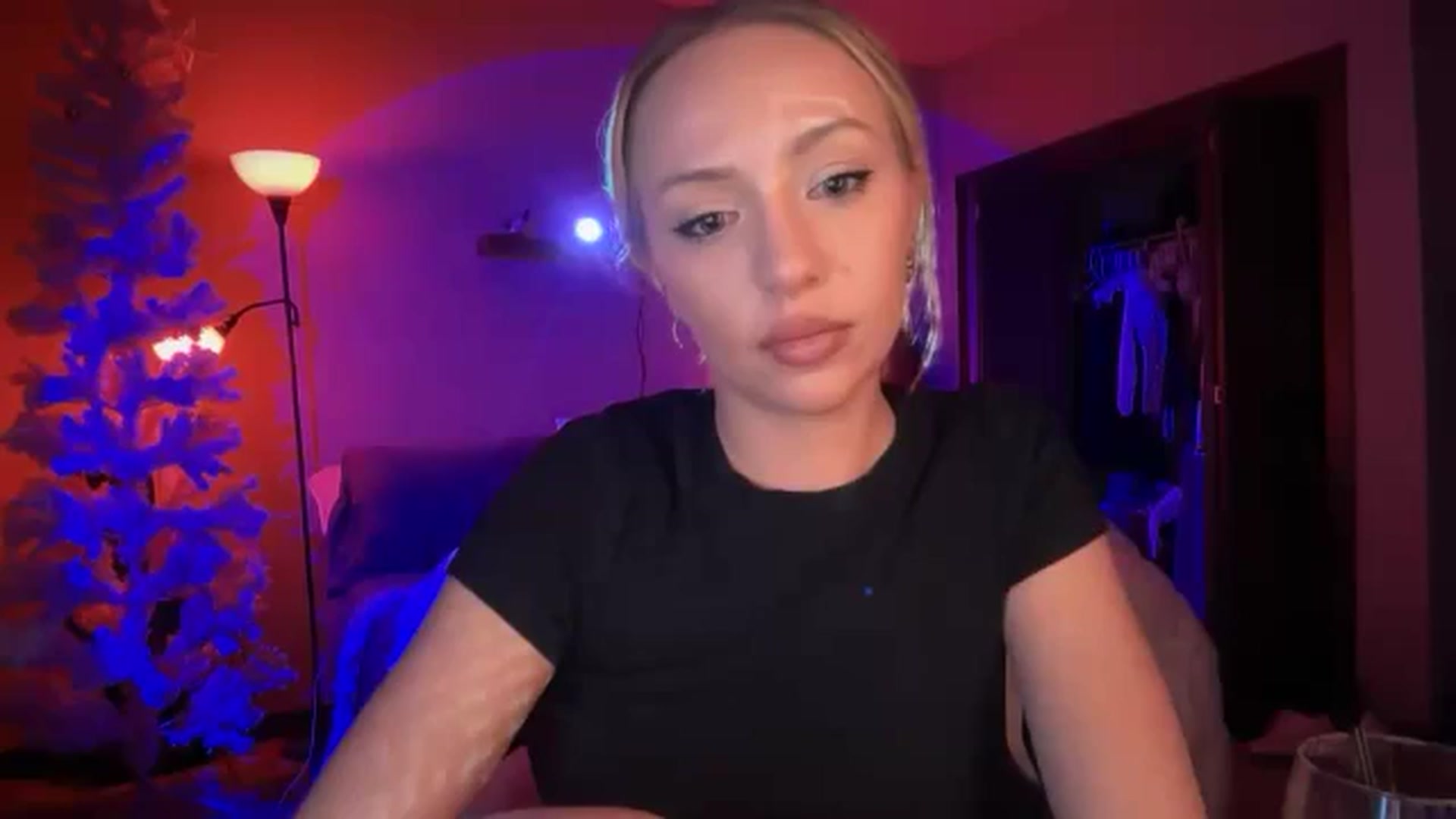 Gallery image thumbnail from GianaJolie's myfreecams stream on, 01/20/2026, 12:06 image 1 of 20
