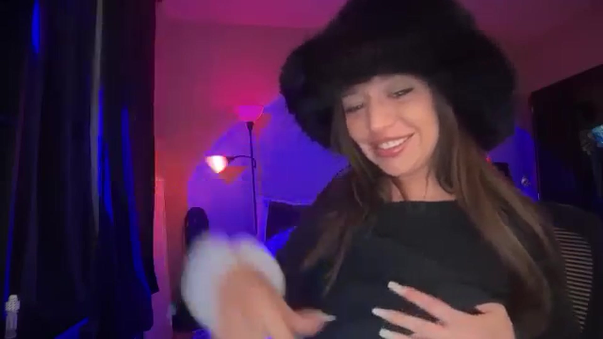 Gallery image thumbnail from GianaJolie's myfreecams stream on, 01/25/2026, 13:47 image 8 of 20
