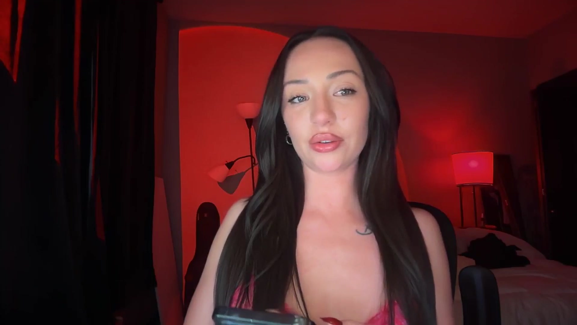 Gallery image thumbnail from GianaJolie's myfreecams stream on, 02/03/2026, 12:04 image 13 of 20