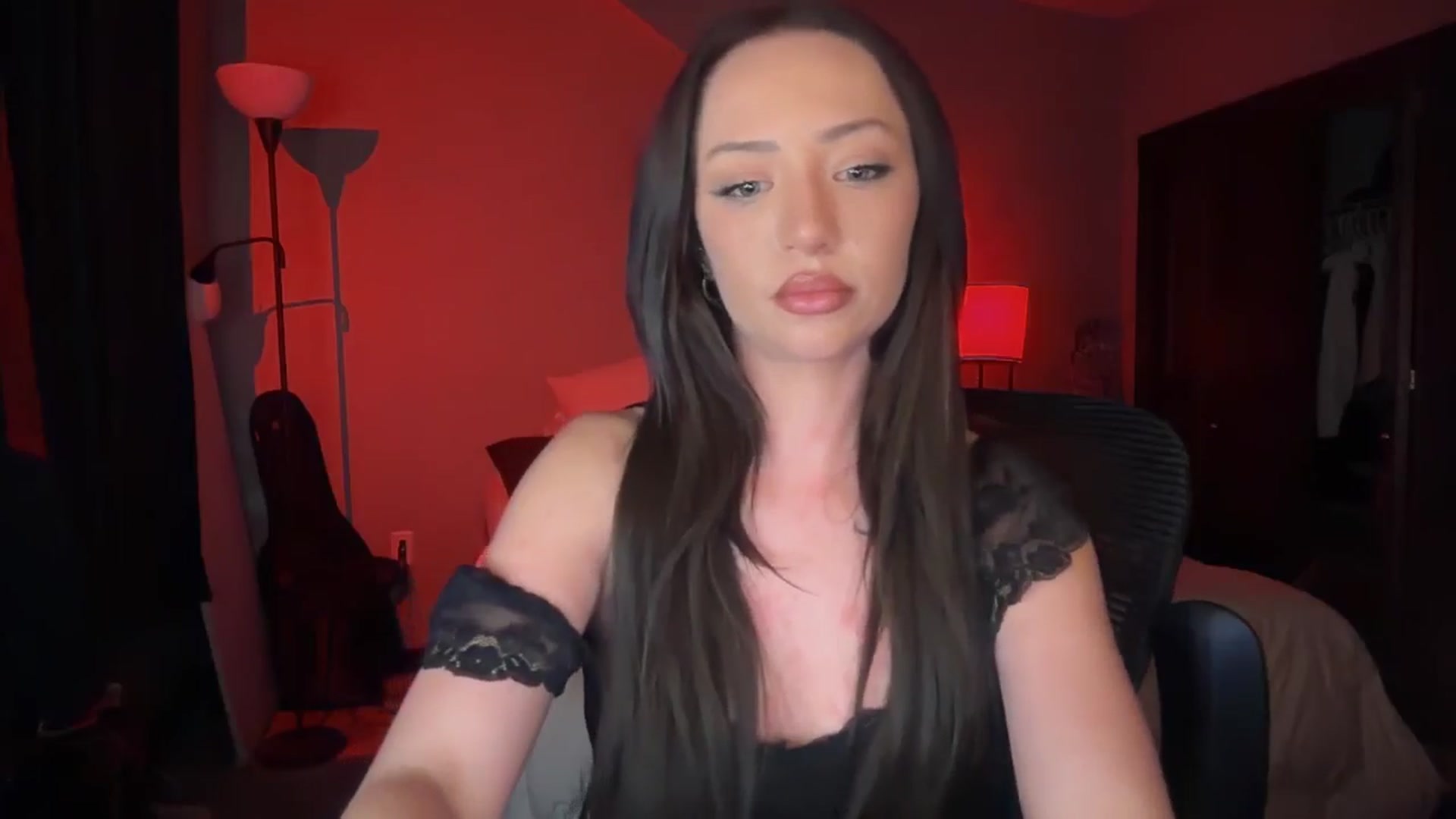 Gallery image thumbnail from GianaJolie's myfreecams stream on, 02/05/2026, 09:41 image 18 of 20