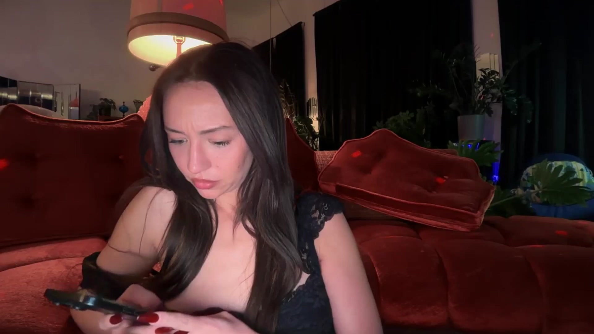 Gallery image thumbnail from GianaJolie's myfreecams stream on, 02/12/2026, 12:41 image 8 of 20