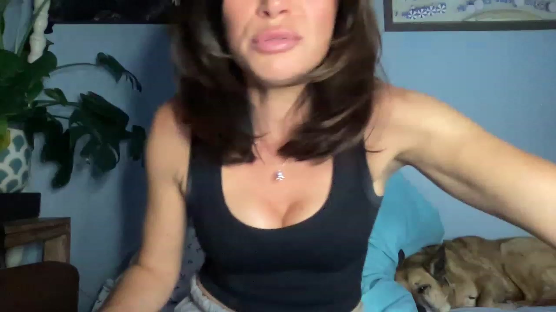 Gallery image thumbnail from GianaLove's myfreecams stream on, 05/27/2023, 05:27 image 1 of 20