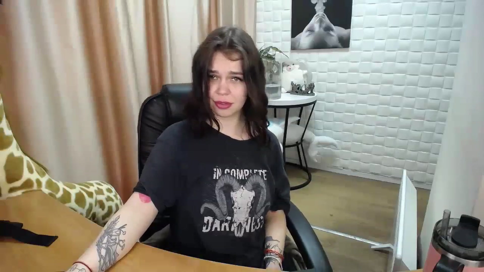 Gallery image thumbnail from Gianna_Dior's myfreecams stream on, 03/04/2024, 11:50 image 17 of 20