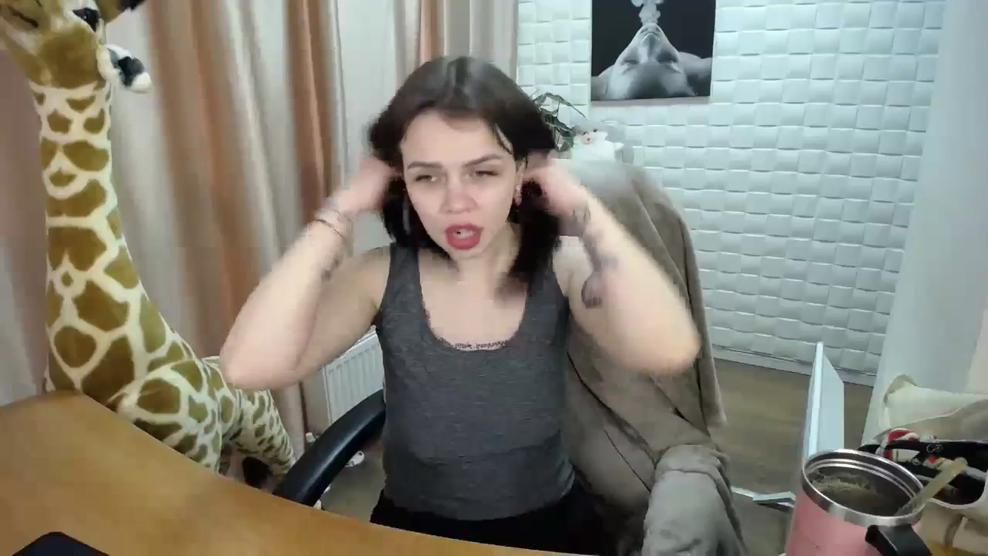 Gallery image thumbnail from Gianna_Dior's myfreecams stream on, 03/24/2024, 13:44 image 7 of 20